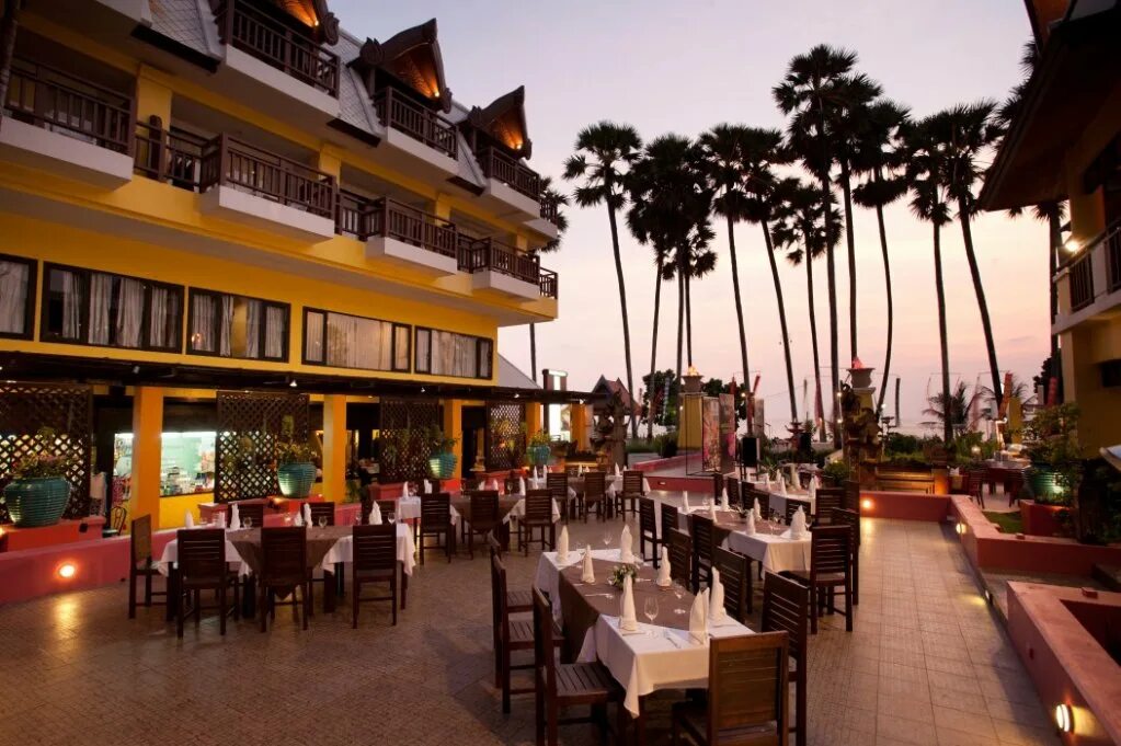 Отель woraburi resort & spa karon beach. Тайланд отель ворабури. Woraburi phuket resort spa 4 карон. Ворабури отель пхукет карон. Ворабури отель пхукет карон.