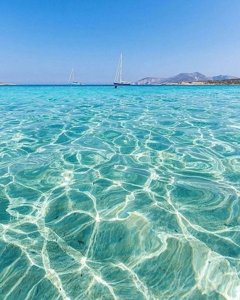 Кристальное море. Koufonisia Греция. Прозрачное море. Море вода. Прозрачная вода.