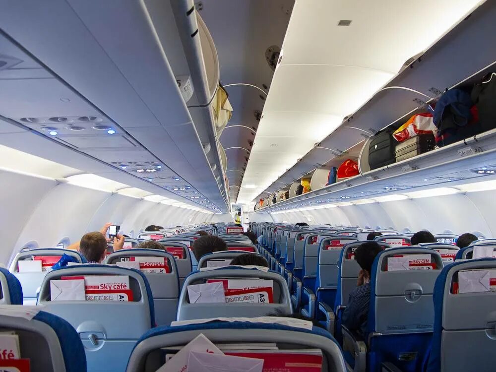 Air arabia a320 салон. Air arabia чья авиакомпания. Air arabia a320. Air arabia выбор места. Air arabia выбор места.