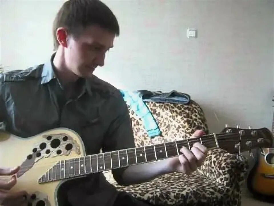Два Человека - cover Чиж & Ко - Она Не Вышла Замуж/Менуэт- Live at, Арт-кафе "Ск