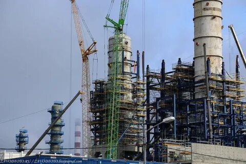 Нефтеперерабатывающие заводы находятся