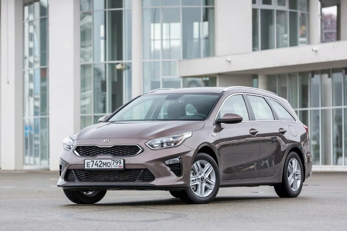 Kia Ceed SW. Kia Ceed SW 2019 универсал. Киа СИД св 2022 новый кузов. Kia Ceed SW комплектации. Киа универсал 2020