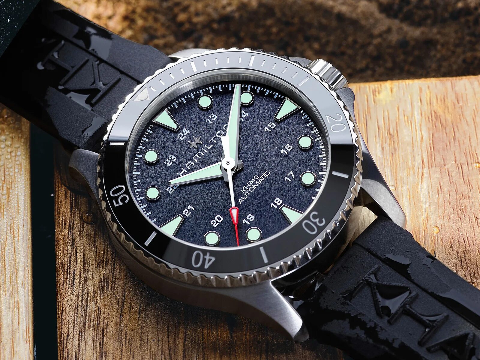 Hamilton navy scuba. Hamilton khaki navy gmt. Hamilton khaki navy blue strap 22. Hamilton khaki navy scuba automatic. Hamilton khaki navy scuba auto.