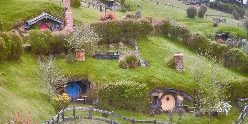 Деревня хоббитов уралец. Деревня хоббитов в можайске. Долина хоббитов нижний тагил. Деревня хоббитов гора белая. Долина хоббитов нижний тагил.