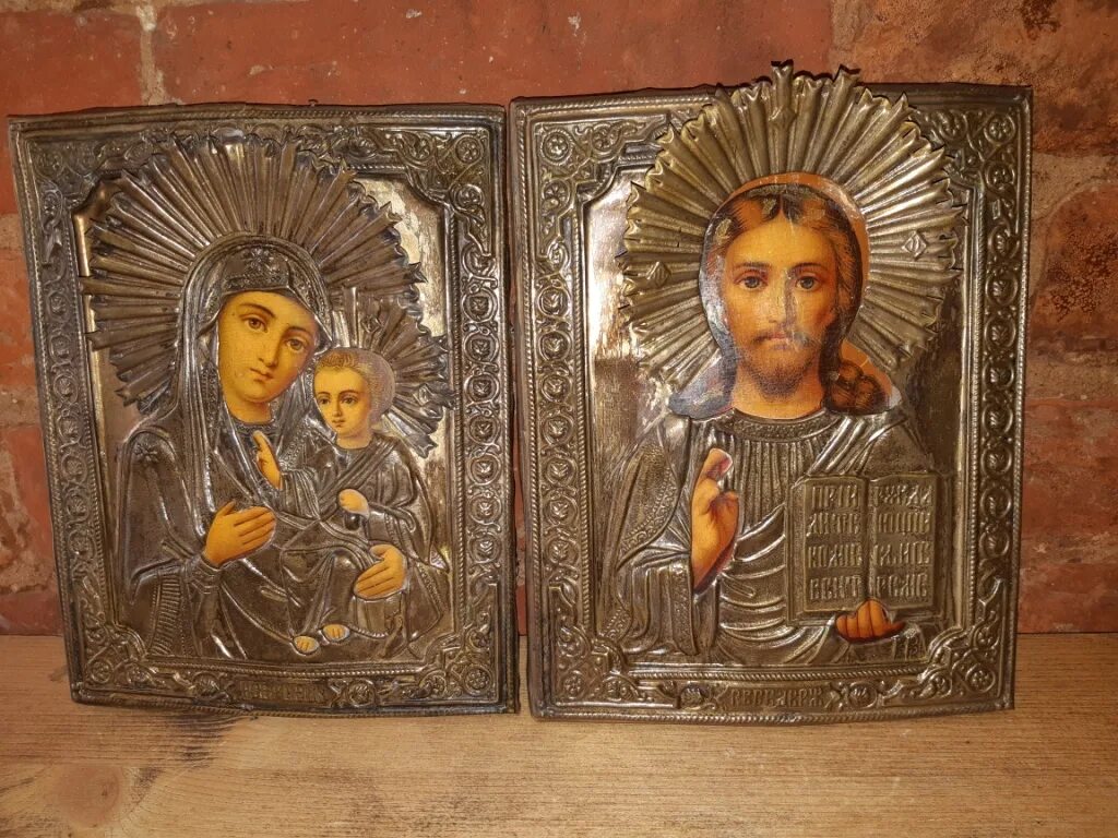 Спас вседержитель пантократор. Казанская икона божией матери 19 век. Икона казанская богоматерь мстера. Иконы владимирской богоматери 19 века. Икона в латунном окладе.