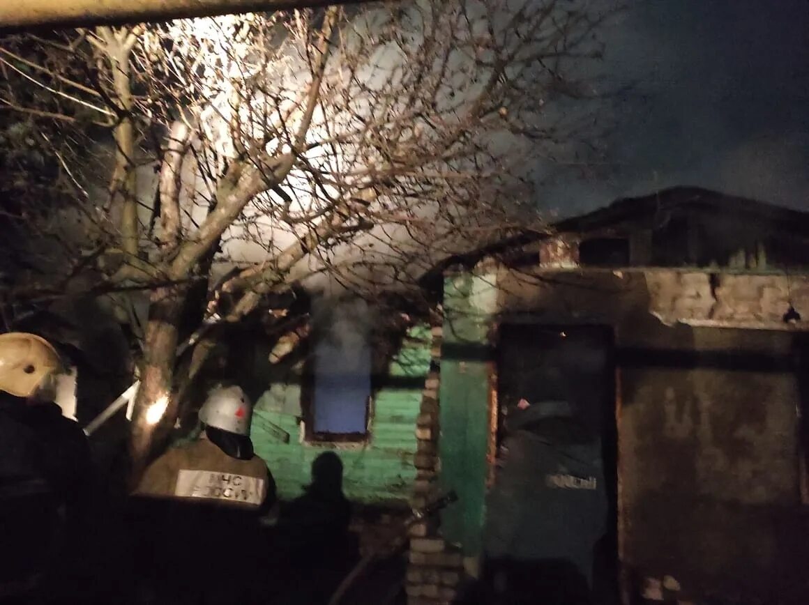 Воронеж новости происшествия пожар. Пожар ночью. Воронеж новости происшествия пожар. Воронеж новости происшествия пожар. Пожар в бане.