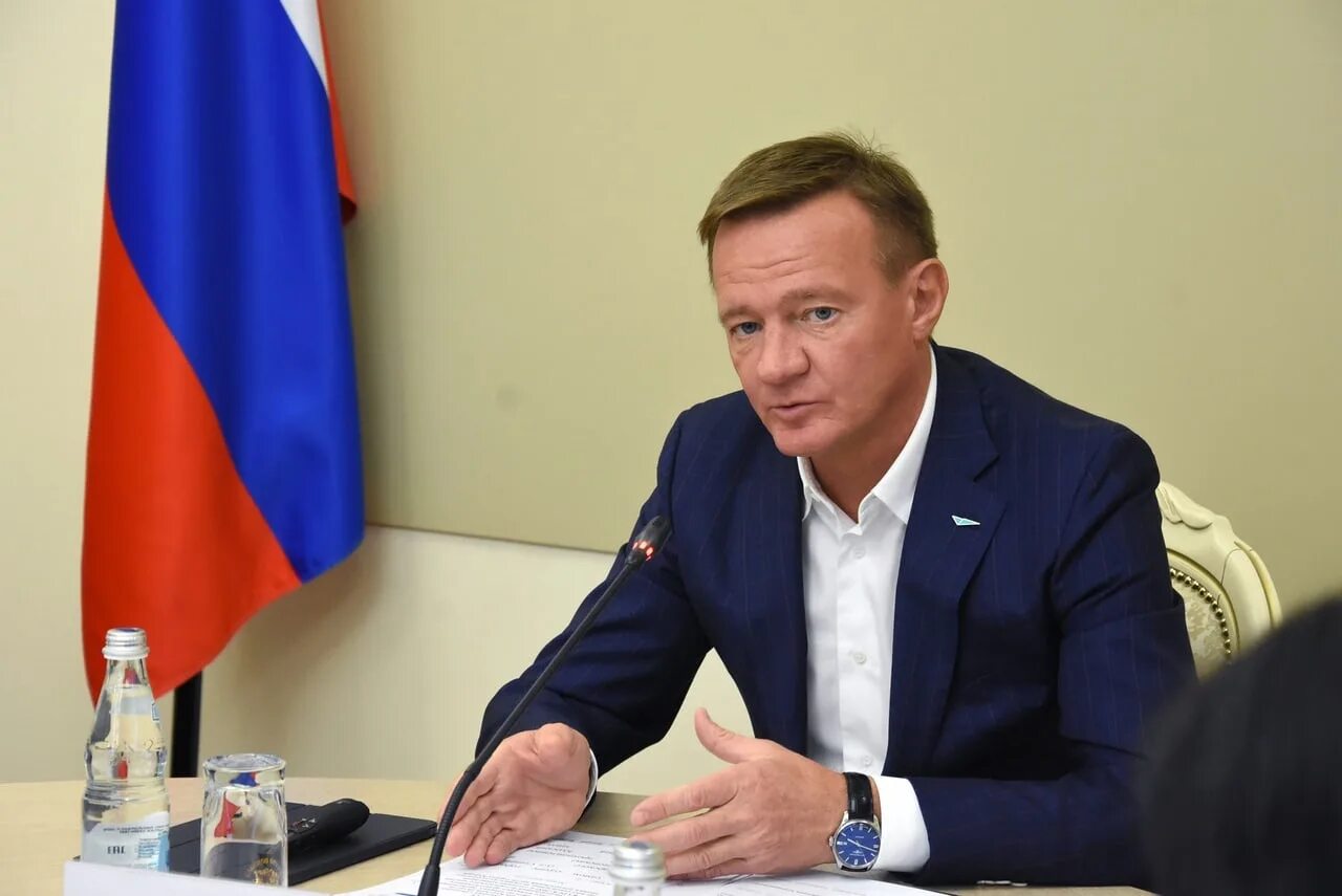 Губернатор курской обл. Роман старовойт губернатор. старовойт губернатор курской области. старовойтов роман владимирович. роман старовойт курск.