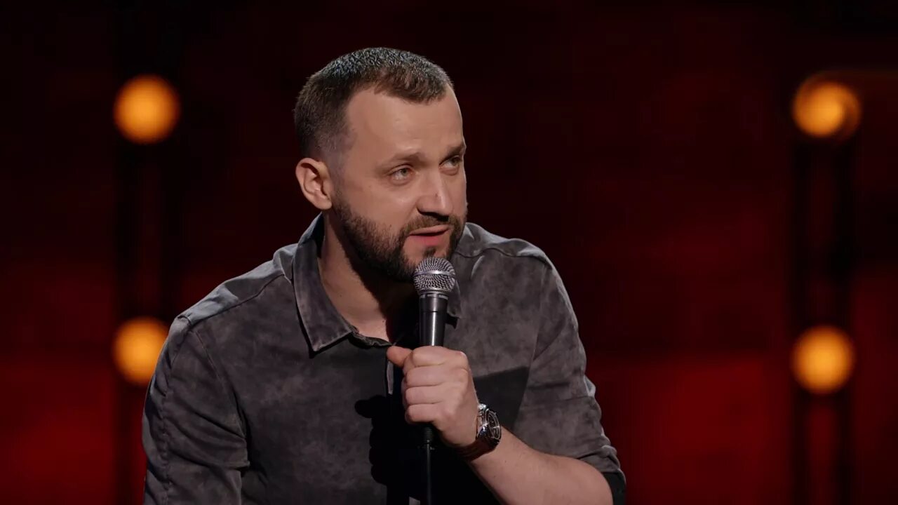 Стендап ру. Стенд ап комики ТНТ. Стендап камеди резиденты. Stand up резиденты 2022.