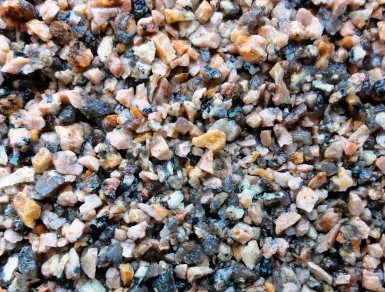 Гранит грунт. Крошка гранитная фракция 5-10 мм рябая. Грунт уют крошка натурал мрам 5-10мм 2кг черный 57141. Гранитный грунт в аквариума. Окатанный кварц.