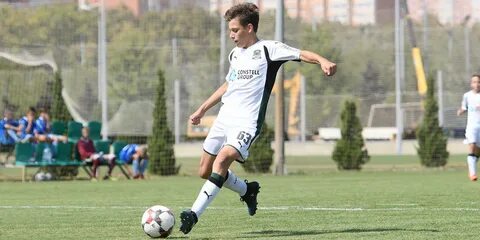Академия 2004