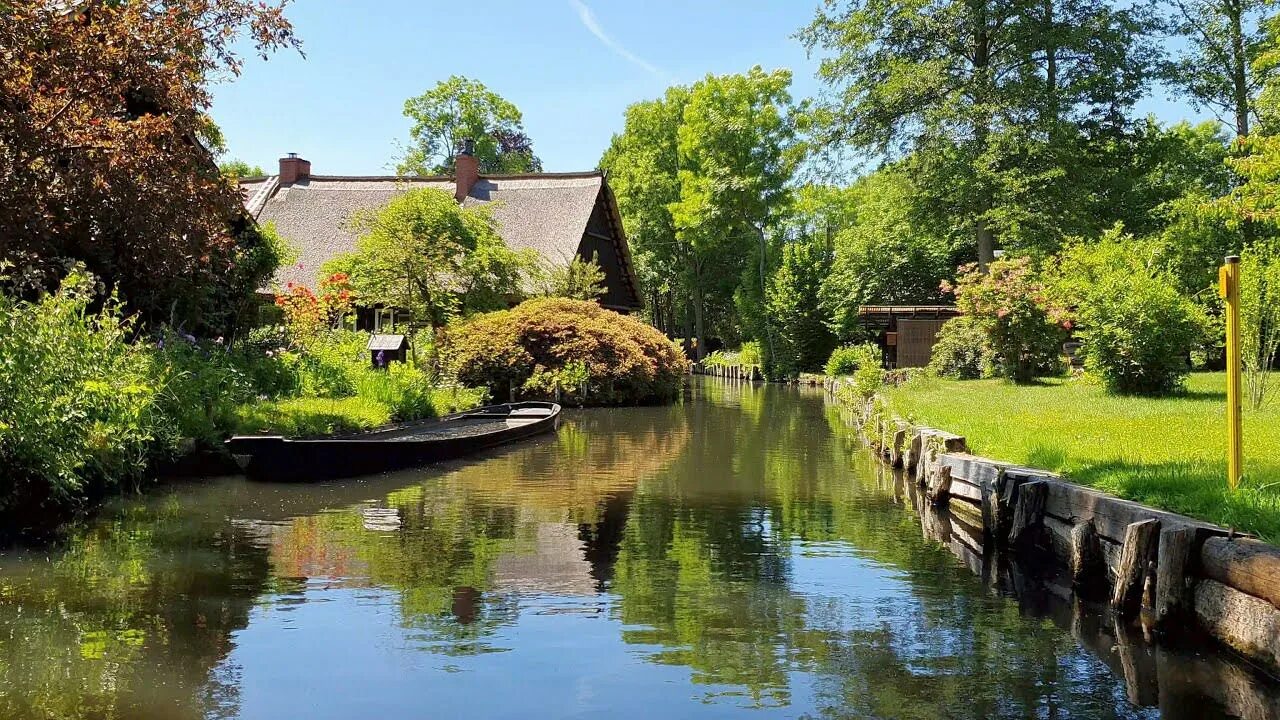 Village look. Шпреевальд немецкая Венеция. Заповедник Шпреевальд. Spreewald Германия. Шпреевальд Германия достопримечательности.