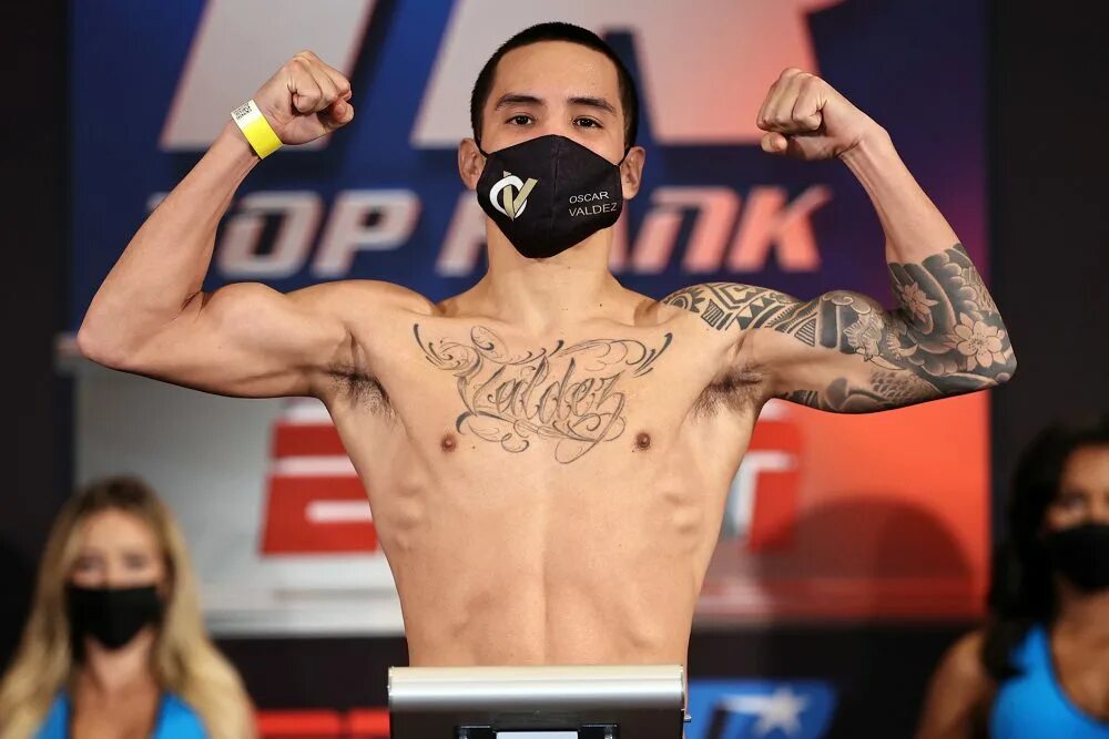 Оскар оскаров бой. Оскар Вальдес. Oscar Valdez 2021. Оскар бойцов.