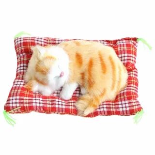 Кошки спящие подушки
