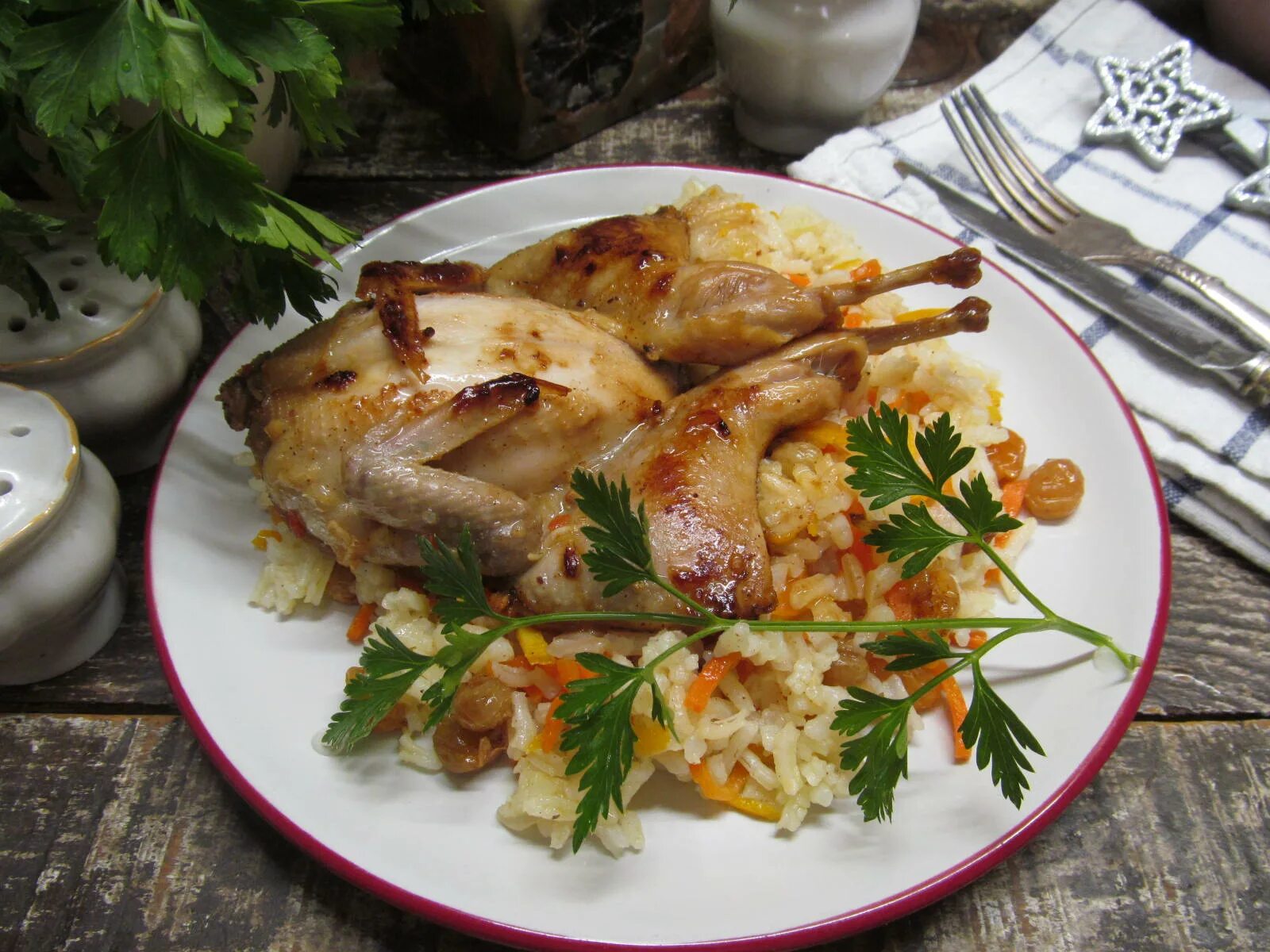 перепелка вкусно. перепела блюдо. перепелка жареная. перепела жареные. перепела.