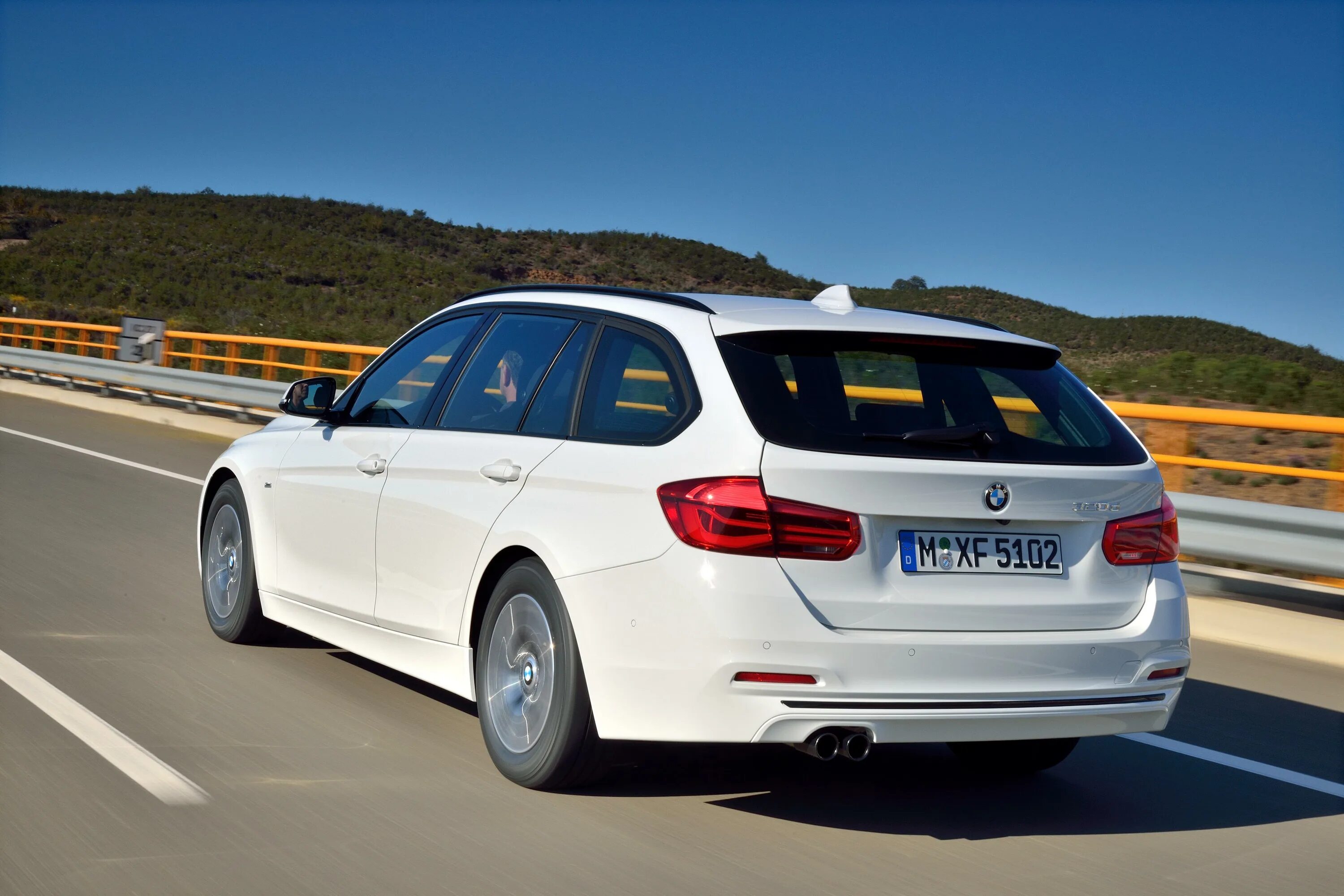 Универсал д. Bmw 3 f31 touring. f31 bmw универсал. bmw 3 series touring f31. bmw 320 f31.