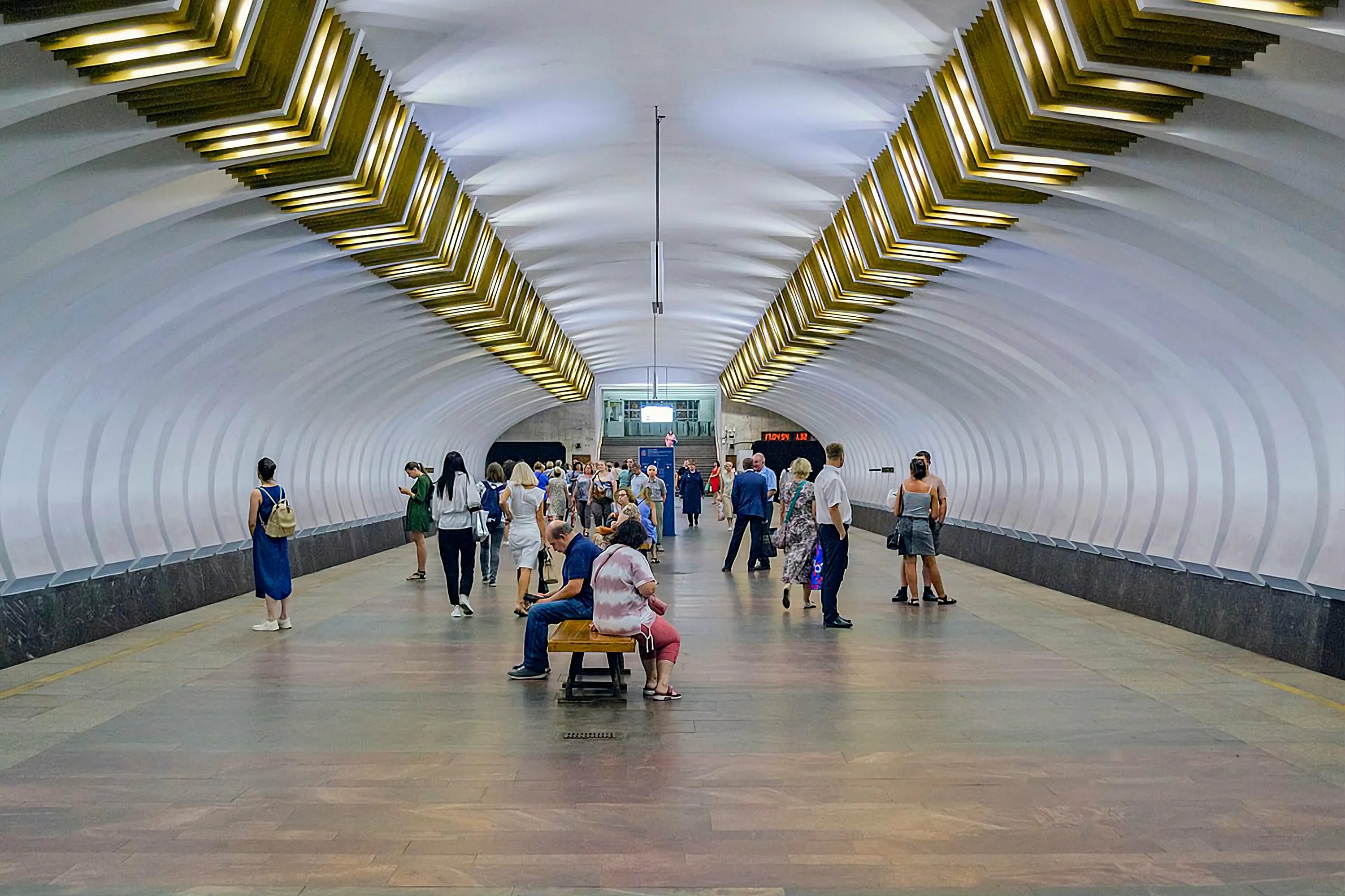 Станция Ленинская Нижегородский метрополитен. Ленинская (станция метро, Нижний Новгород). Станция Ленина метро Нижний Новгород. Чкаловская (станция метро, Нижний Новгород). Ленинский чкаловская