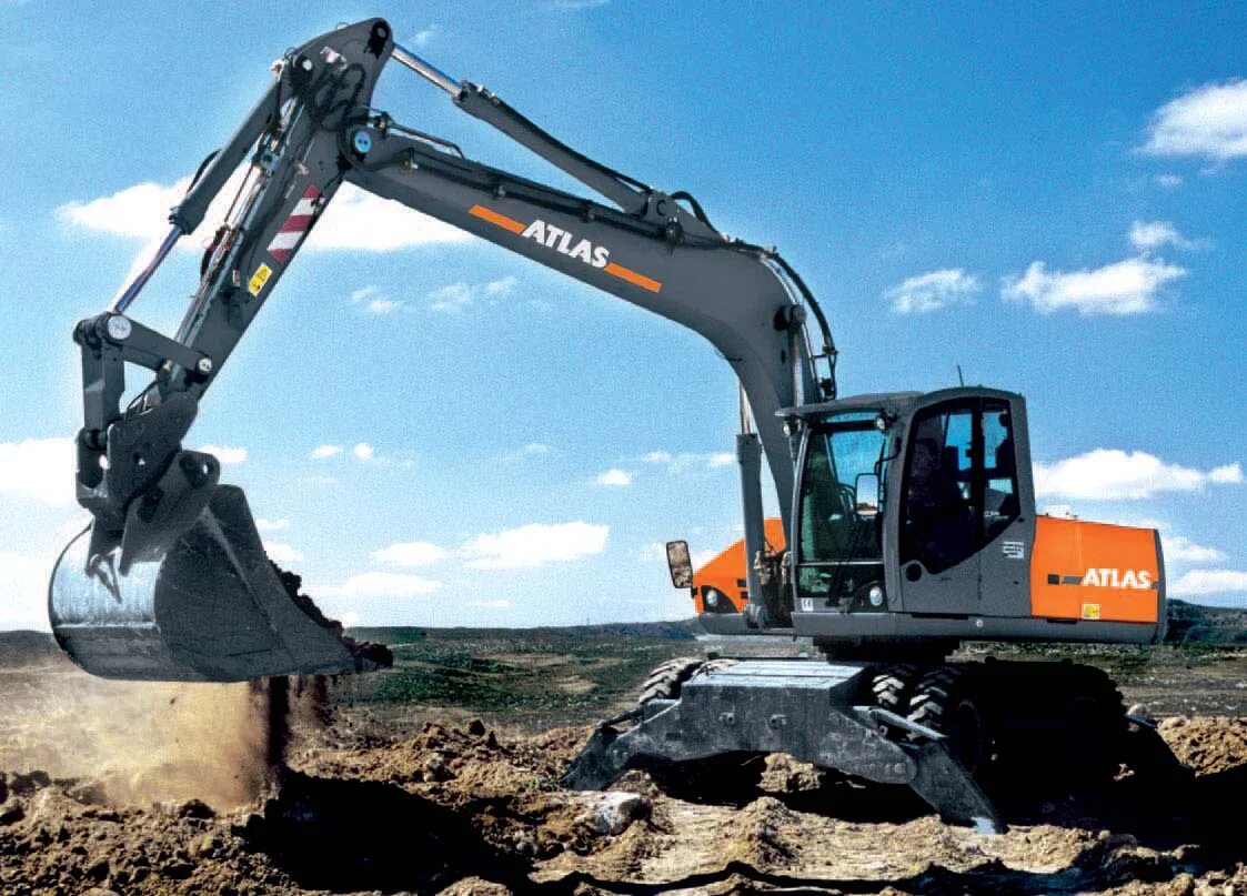 Работа экскаватор брянск. Оператор экскаватора. Строительные машины экскаватор. Экскаваторщик. Работа экскаватор брянск.