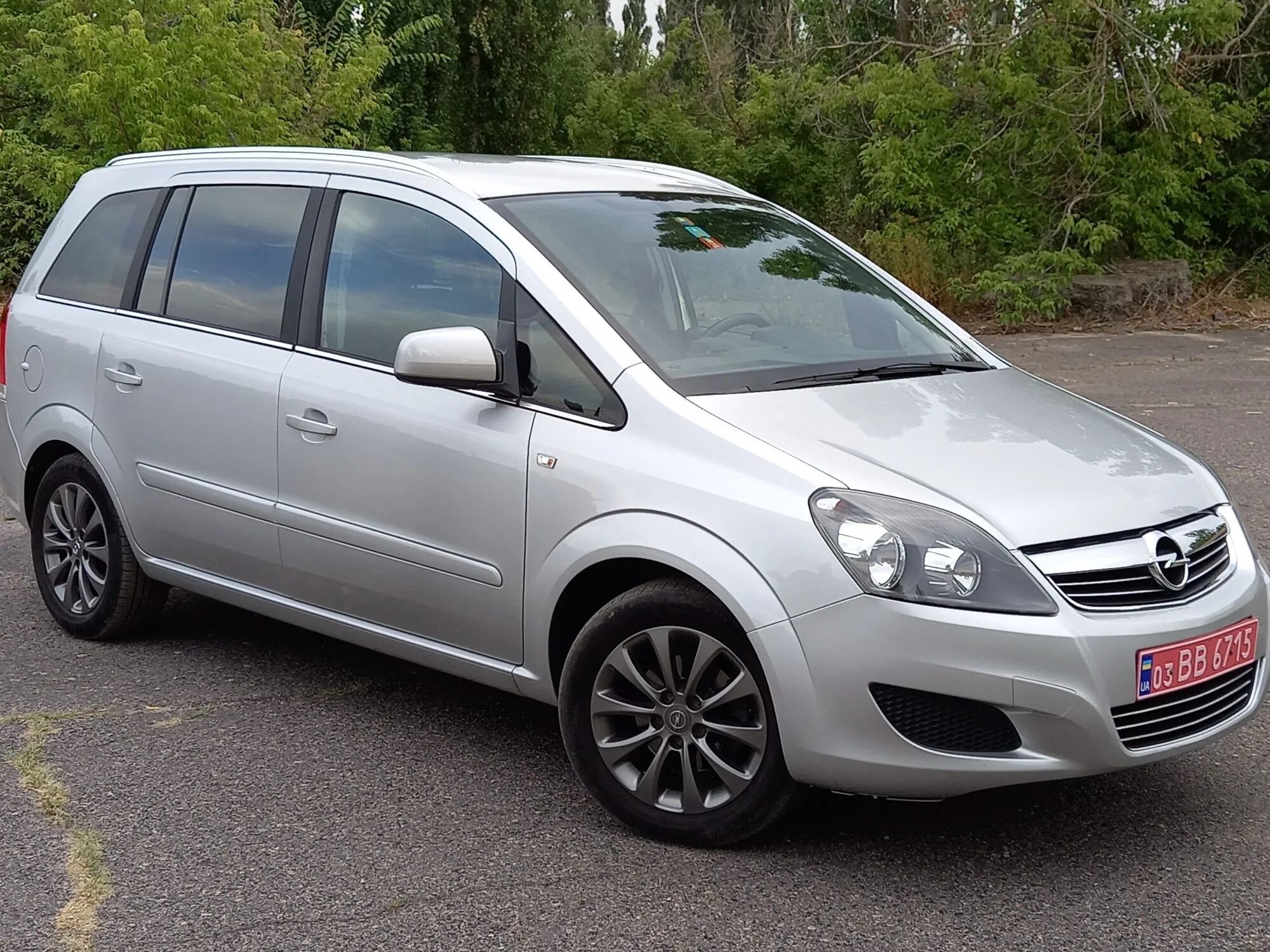 Коды опель зафира б. Opel Zafira 2012. Опель Зафира 2012. Опель Зафира б 2012. Opel Зафира 2012.