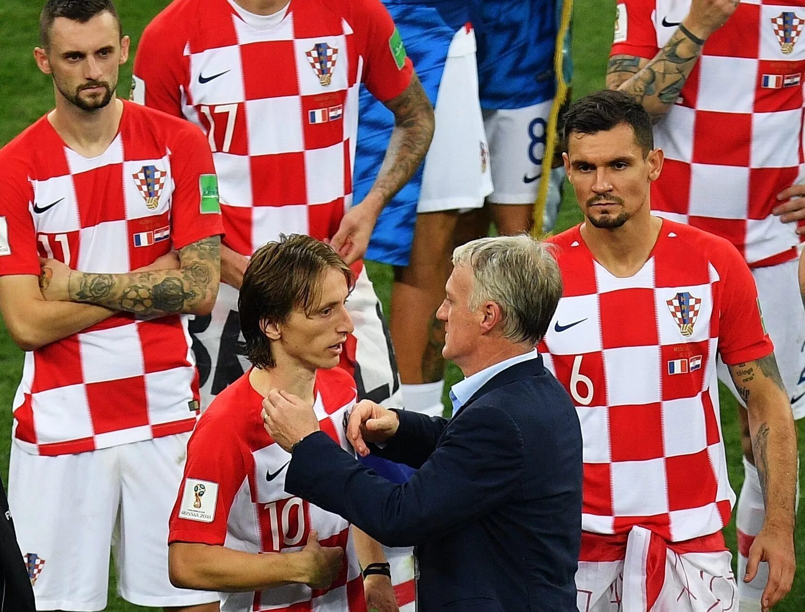 Хорватия футбол 2018. Сборная хорватии по футболу чм 2018. Хорватия футбол 2018. Модрич сборная хорватии 2018. Модрич сборная хорватии 2018.