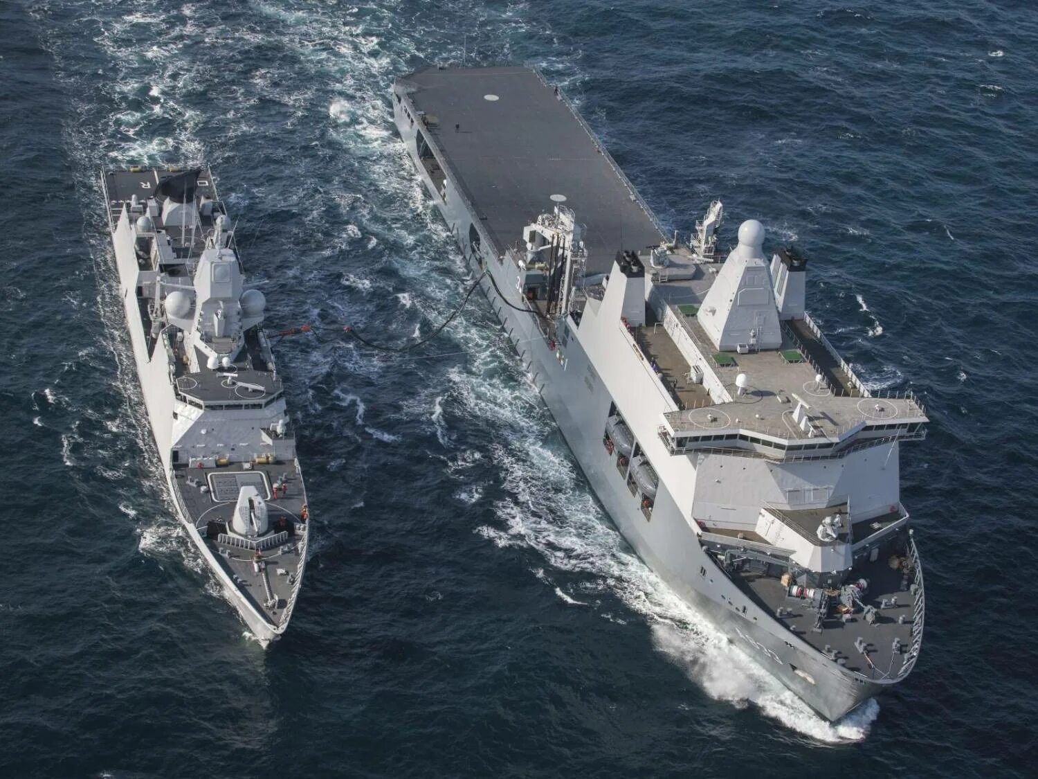 корвет tcg «heybeliada» (f-511) типа mi̇lgem. Karel doorman корабль. связь между кораблями. связь между кораблями. корабли которые тонут.