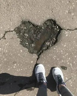 Стал замечать знаки