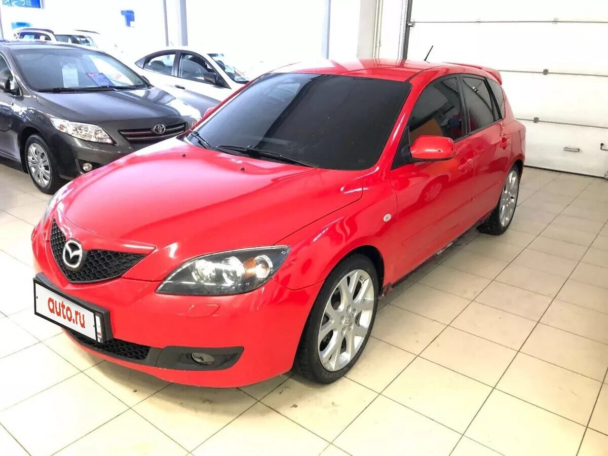 Mazda 3 хэтчбек 2008 Рестайлинг. Мазда 3 хэтчбек 2008 красная. Мазда 3 BK красная хэтчбек. Мазда 3 красная хэтчбек 2006.