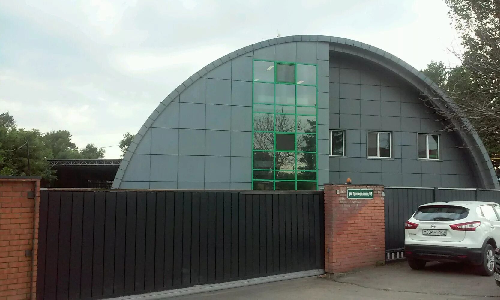 Проспект чекистов 33. Дом сервис на краснодарской. Краснодар. Дом сервис на краснодарской. Проспект чекистов 33.