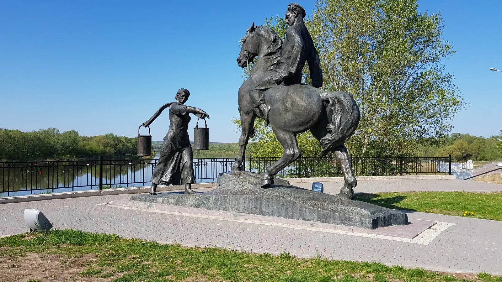 Купить в вешенской ростовской. Станица Вешенская. Вешенская достопримечательности. Вёшенская станица.