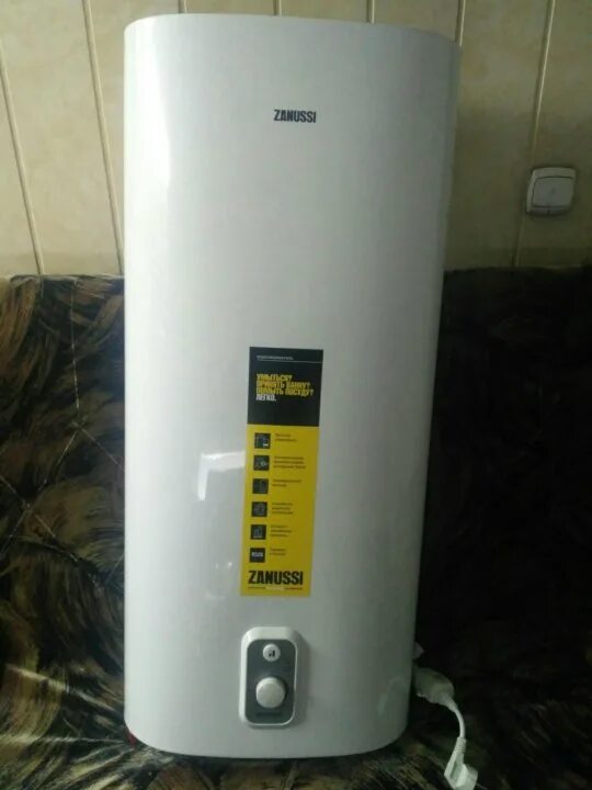 Водонагреватель zanussi 100 литров. Накопительный электрический водонагреватель zanussi zwh/s-30 smalto dl. Водонагреватель zanussi premiero. Бойлер занусси 80. Водонагреватель zanussi zwh/s 100 artendo dry.