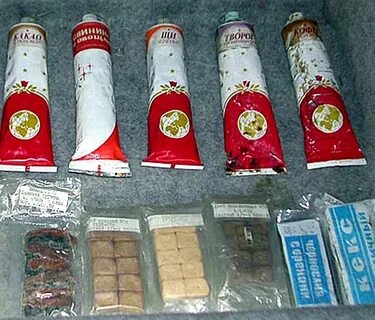Пища в тюбиках для космонавтов