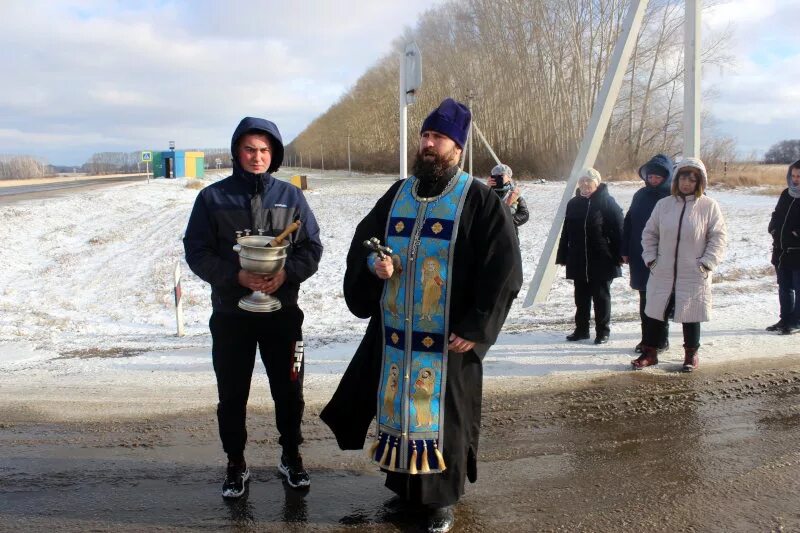 П Плотниково Кемеровская область. Падунский храм Церковь Промышленновский район. Жители села Плотниково. П плотниково