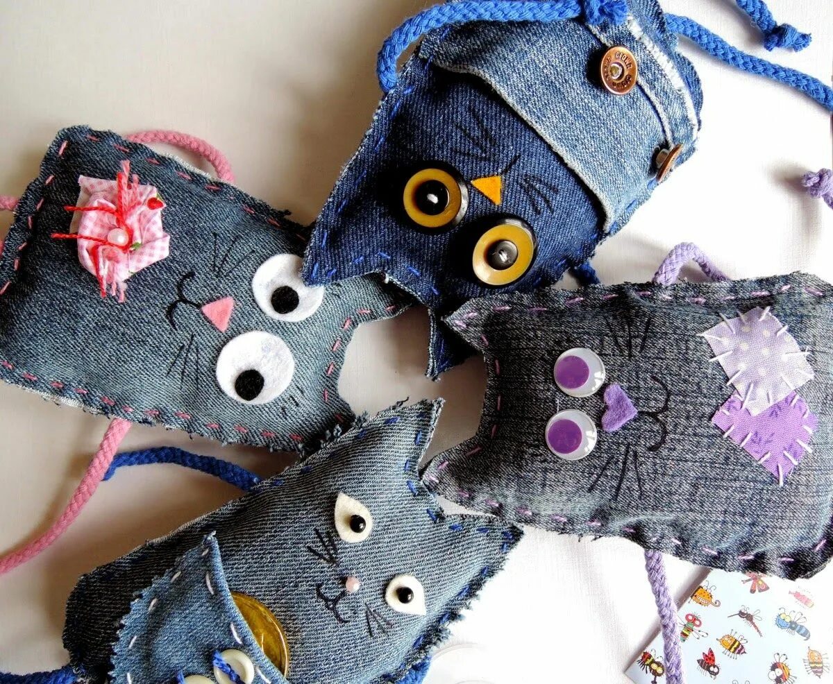 Что можно сшить. Игрушки из джинса. Игрушки из старых джинсов. Рукоделие из джинсовой ткани. Поделки из ткани своими руками.
