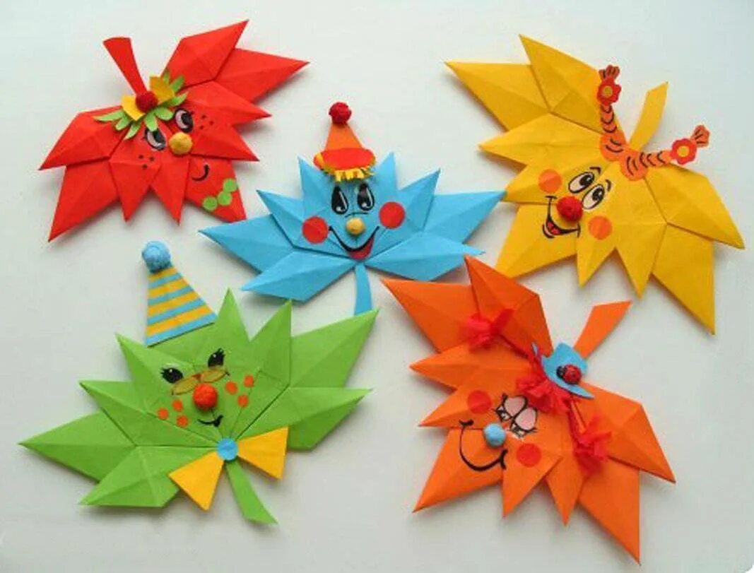 Поделки в детский сад. Осеннее оригами. Оригами на тему осень. Осенние оригами для детей. Оригами для детей в детском саду