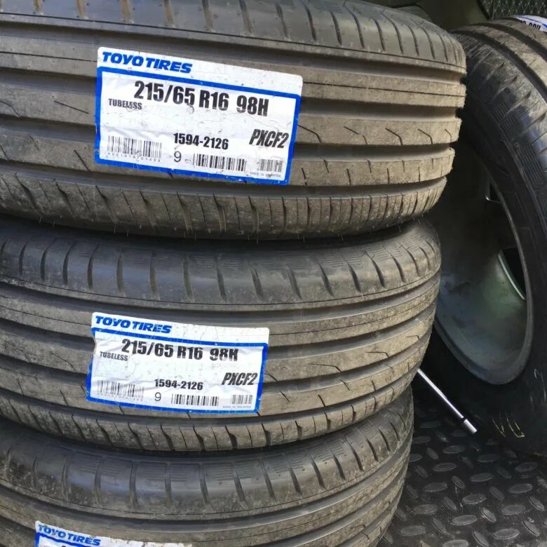 Летние шины 215 70 16 купить. Toyo 215/65 r16 лето. Резина 215/65 r16 Toyo. Toyo proxies 3 215/65 r16 лето. Резина Toyo летняя АТ 215/60 р16.