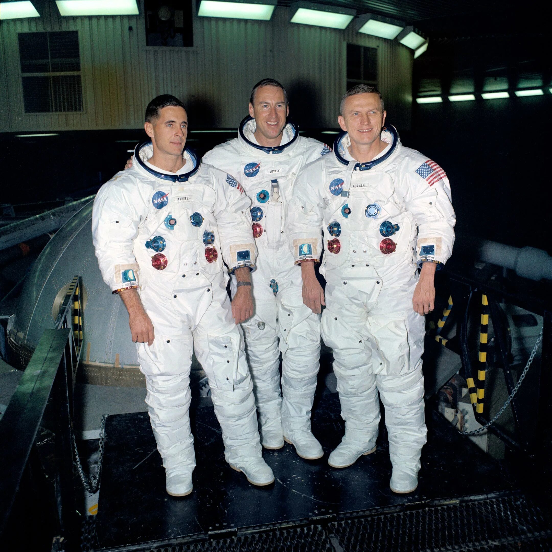 Космонавт no 8. Миссия Аполлон 8. Apollo 8 1968. Аполлон 8 астронавты. Экипаж Аполлон 1.