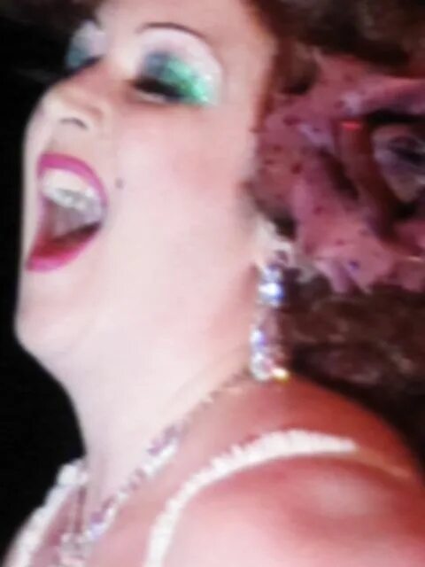 Miss dirty martini танцовщица. Miss dirty. Мисс дерти мартини. Танцовщица бурлеска дерти мартини. Танцовщица бурлеска дерти мартини.