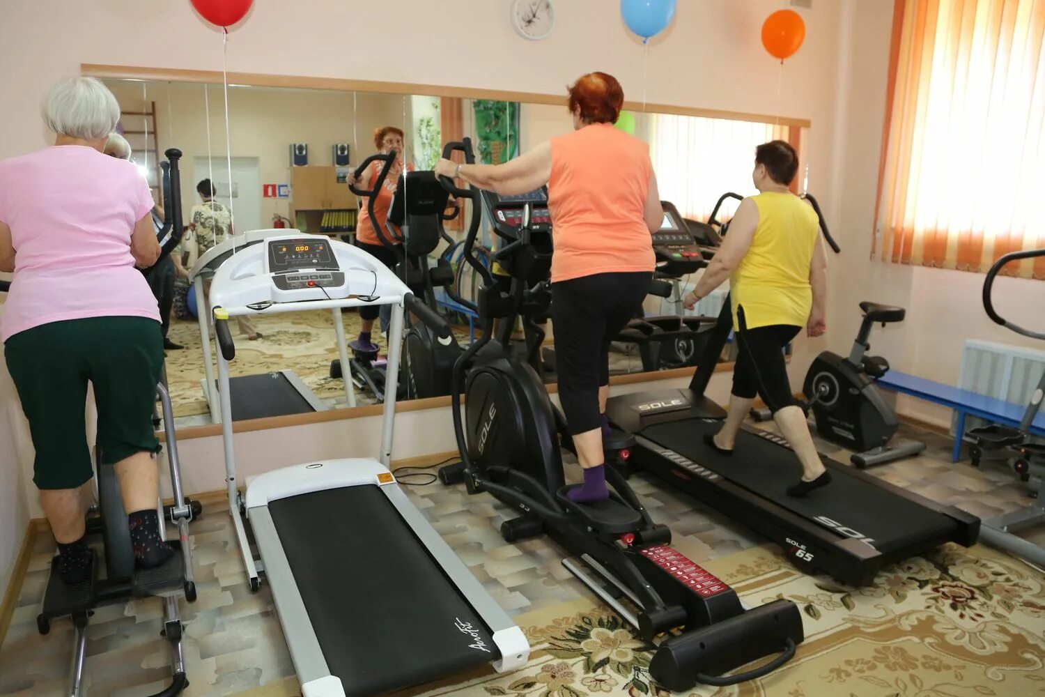 бассейн авангард мурманск официальный сайт. авангард центр спорт. бассейн авангард 25 лет октября 6. ано спортивный центр. спортивный комплекс авангард омск.