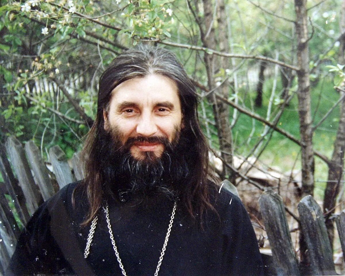 дивеевский батюшка владимир шикин. отец владимир шикин дивеево. иеромонаха владимира шикина. дивеево шикин иеромонах. иеромонах владимир шикин.
