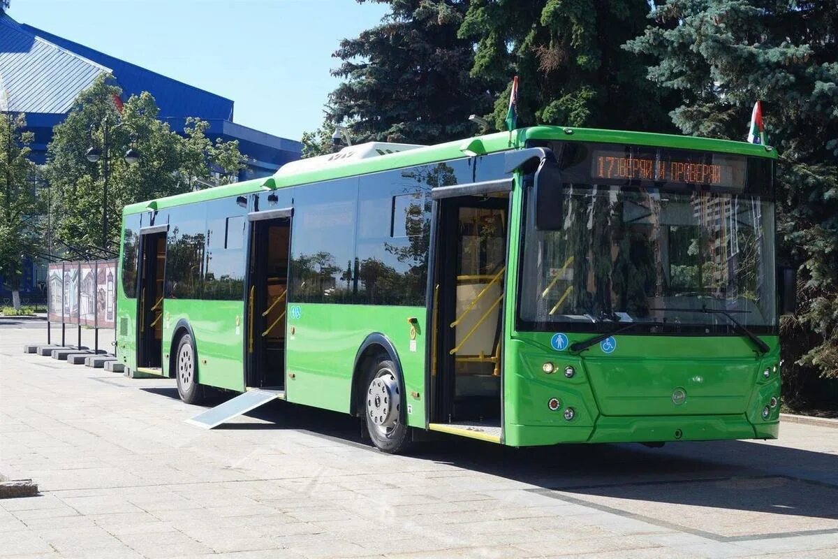 Автобусный парк Тюмень. Тюменские автобусы. Тюмень транспорт. Автопарк автобусов Тюмень. Автобус тюмень сайт