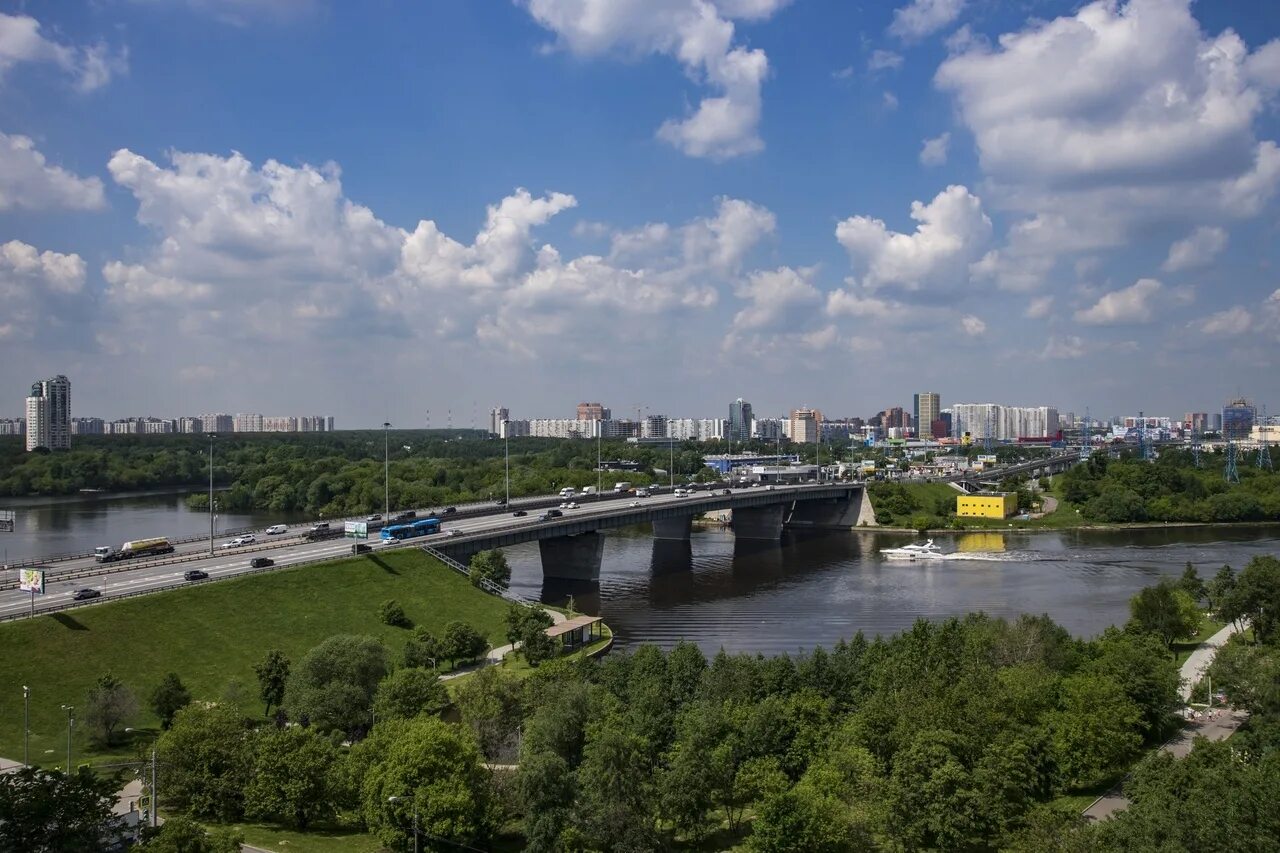 Левый берег московская область. Липецк левый берег. Левобережный округ Липецк. Мост Липецк Левобережный. Левобережный район Москвы.