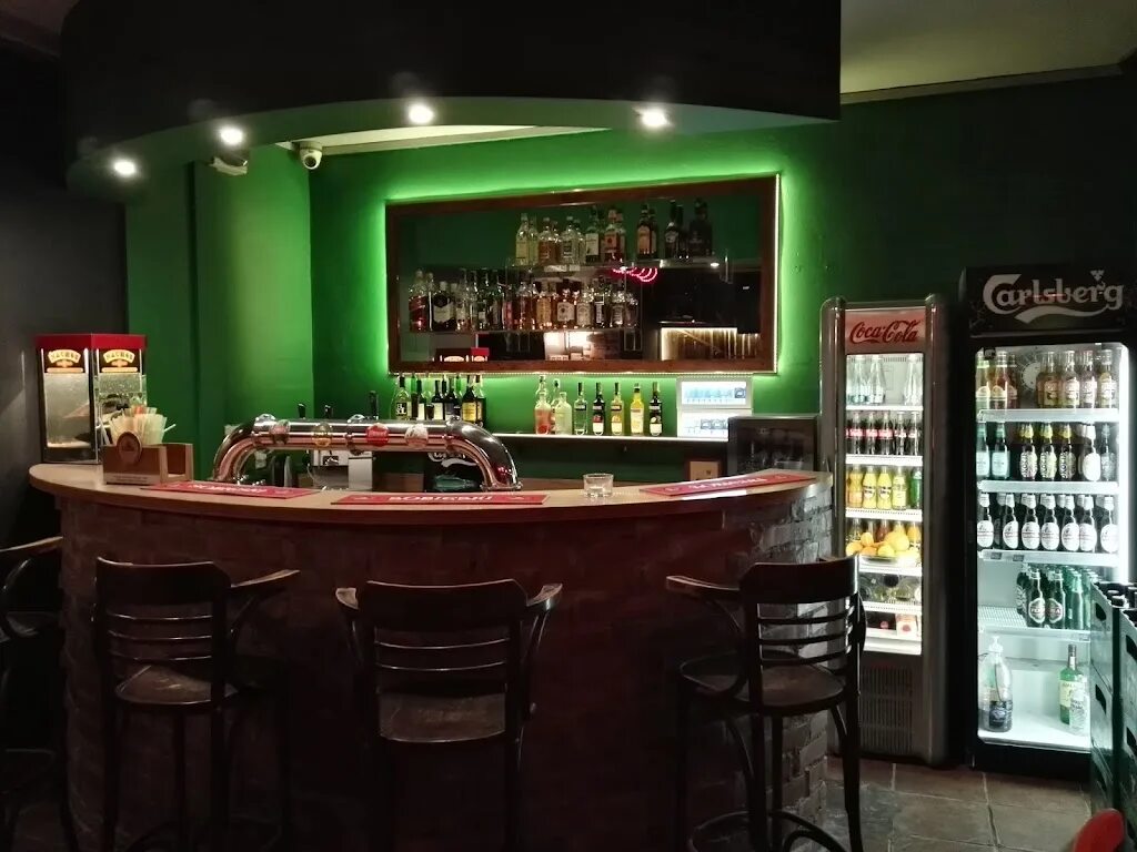 Бар варшава фото. Бар бульдог коломенская. Домашний бар в марокканском стиле. St бар спб казанская. Бар варшава.