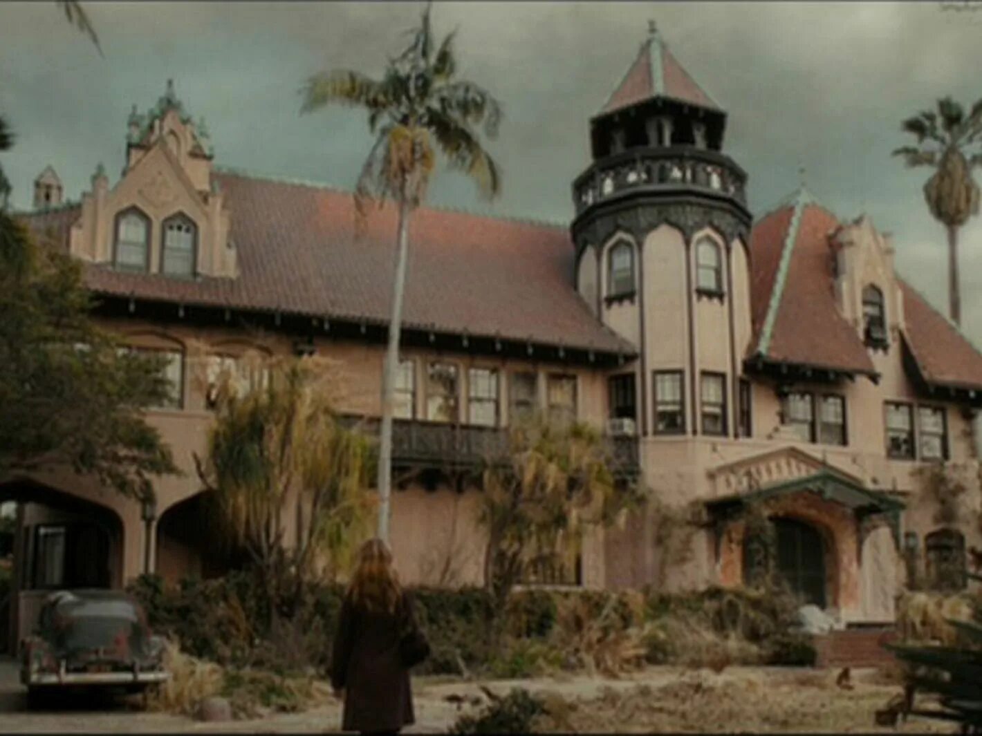 Resident evil 1 особняк. Архитектор эрнест делуне. Дом ада особняк кармайкла 2023 трейлер. Особняк спенсера resident evil. Дом ада особняк кармайкла 2023 трейлер.