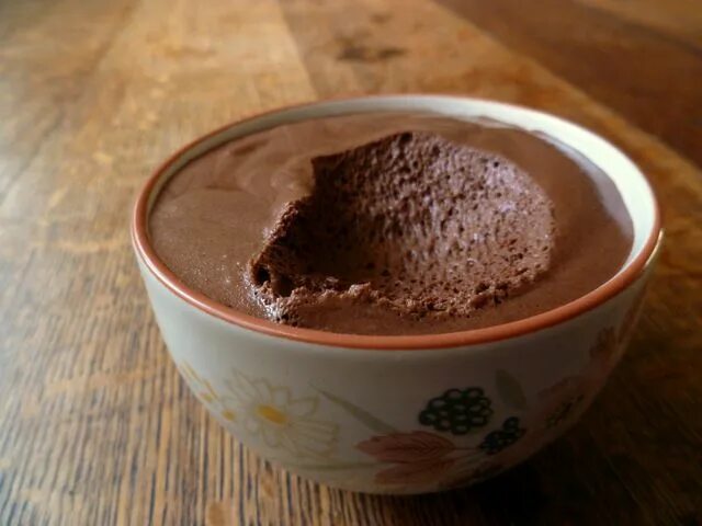Le mousse мусс. Картофельные пенки. Де мусс. Шоколадный мусс хестон блюменталь. Шоколадный йогурт.