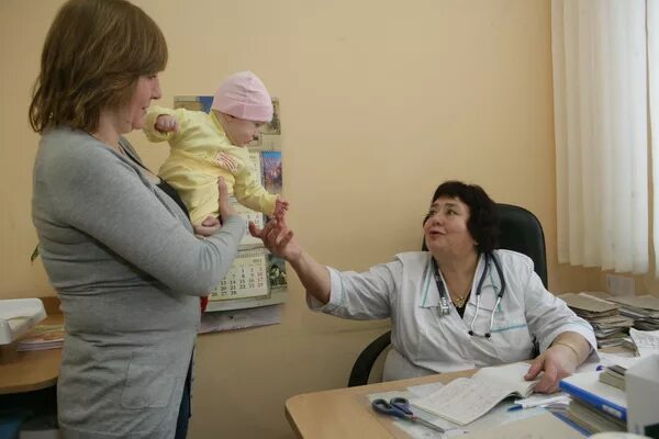 Участковый педиатр. Педиатр. Главный педиатр алтайского края. Детский врач педиатр. Участковый врач.