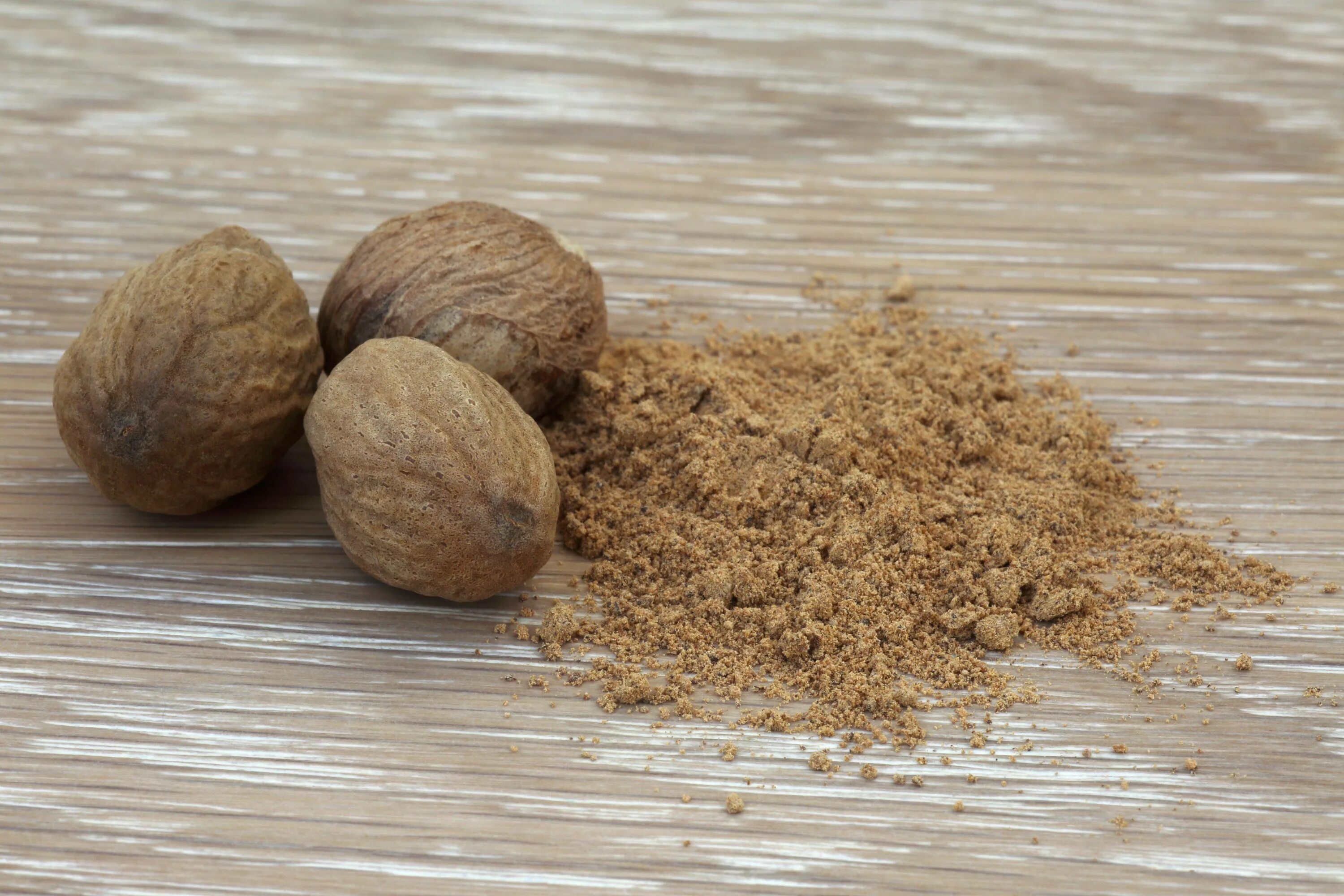 Nutmeg — мускатный орех. Мускатный орех 80 гр.. Мускатный орех молотый. Мускат орех наркология. Мускатный орех в какие блюда