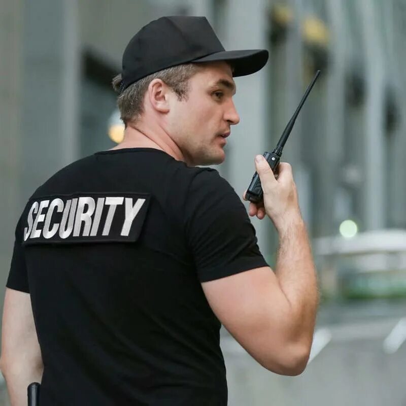 Сержант lapd. Накаченный полицейский. Большой охранник. Большой охранник. Дмитрий егоров охрана тимати.