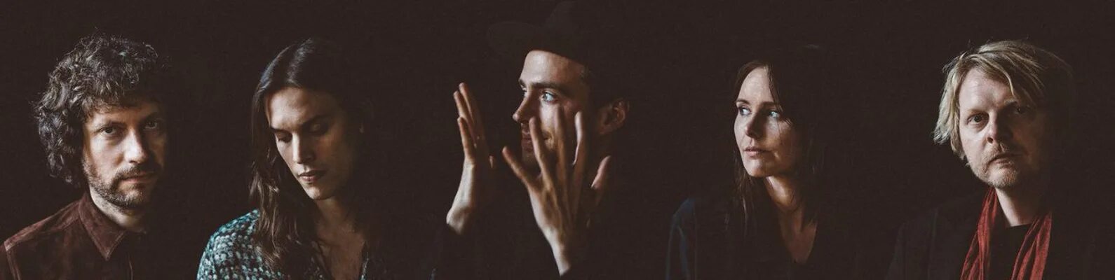 Band with veils on faces. Pierce the veil 2023. Tales of the veils. The veils - time stays, we go (2013. Veil.