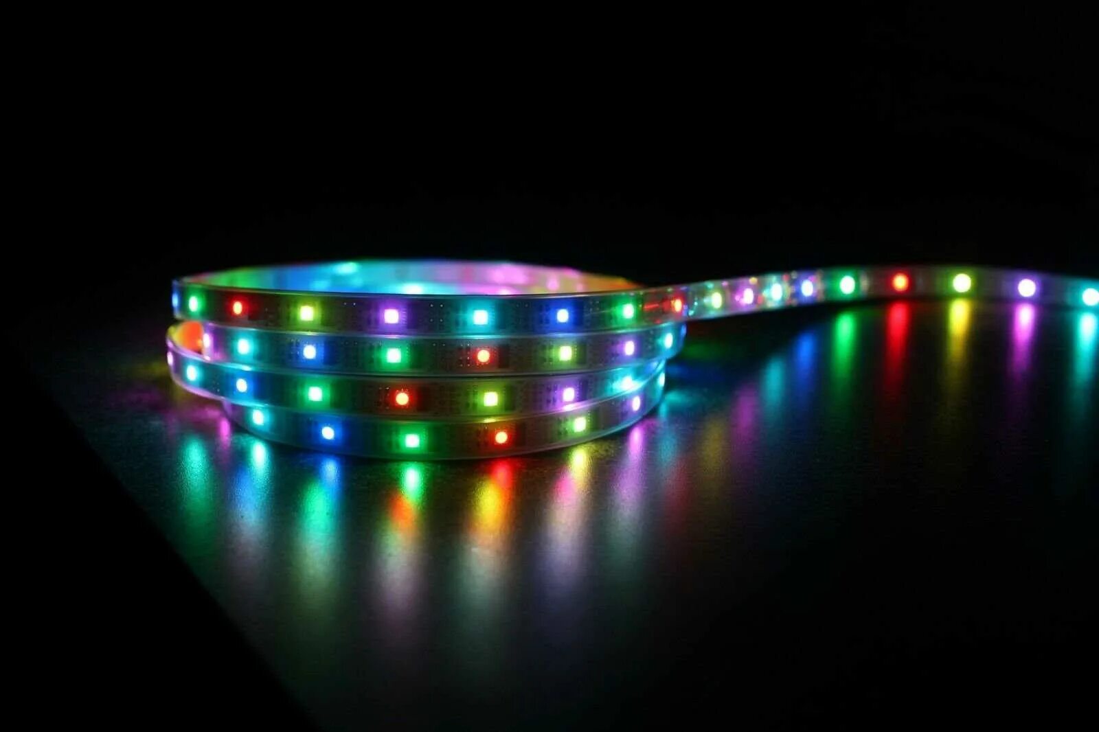 Светодиодная лента led strip 5м. RGB лента 5v. Светодиодная лента ip67. Striscia led RGB 10 М. Colorful lighting