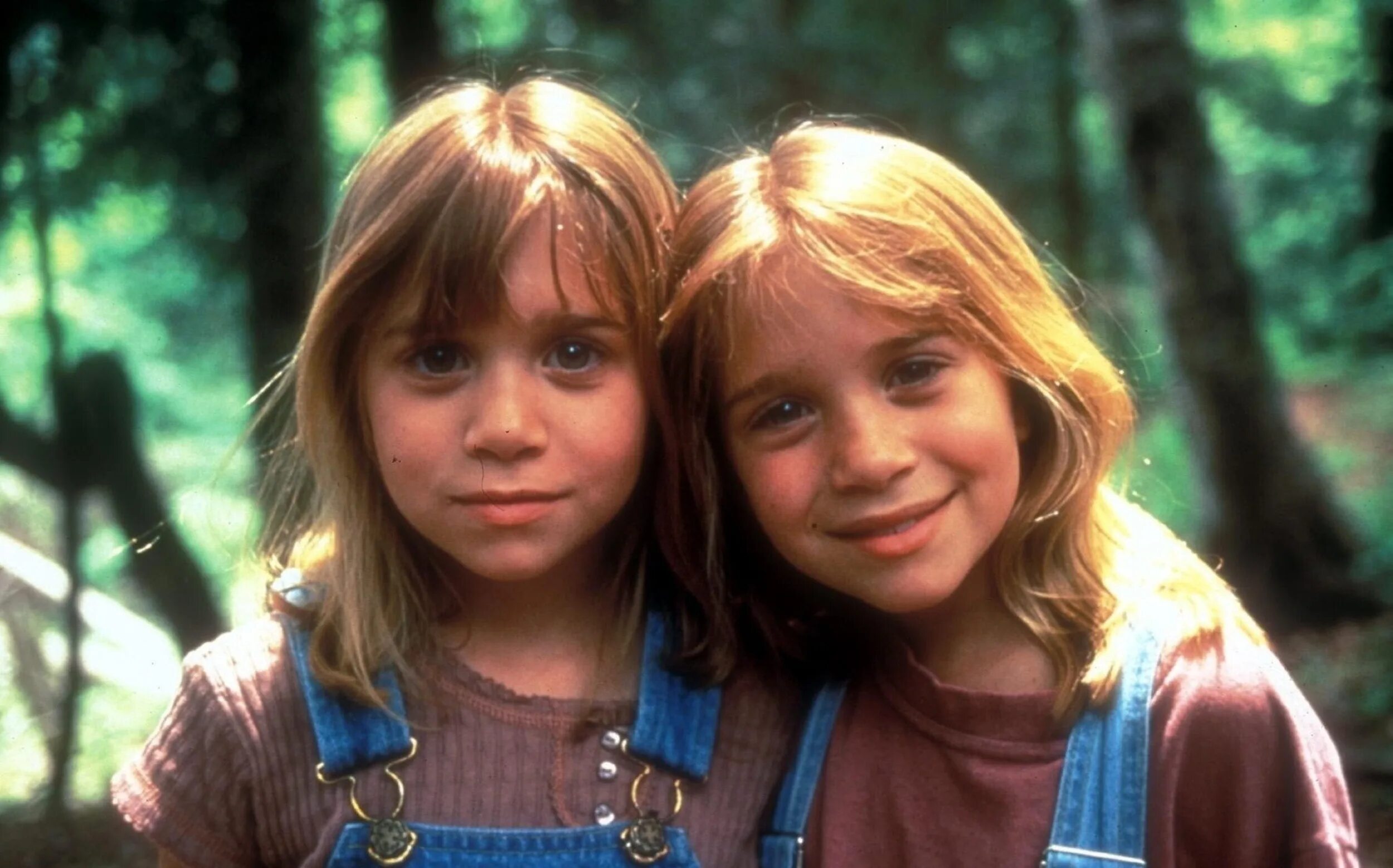 Холли паркер ловушка для родителей. Линдсей лохан ловушка для родителей. Линдси лохан ловушка для родителей. Lindsay lohan 1998. Близняшки олсен двое я и моя тень.