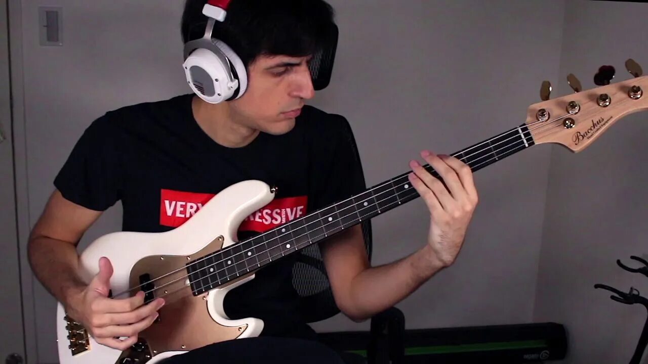 Музыка с баса тик. Davie504 Bass. Дэйв 504. Davie504 davie504. Davie504 рост.